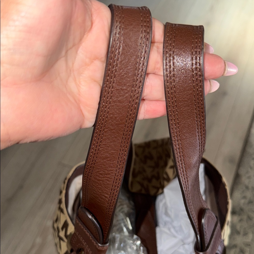 Michael Kors Tan and Brown Monogram Shoulder Bag - Picture 3 of 10
